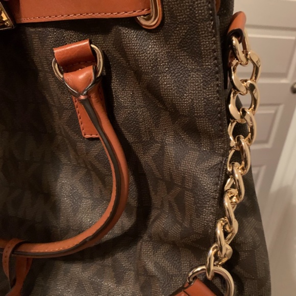 Handbag - Picture 3 of 4